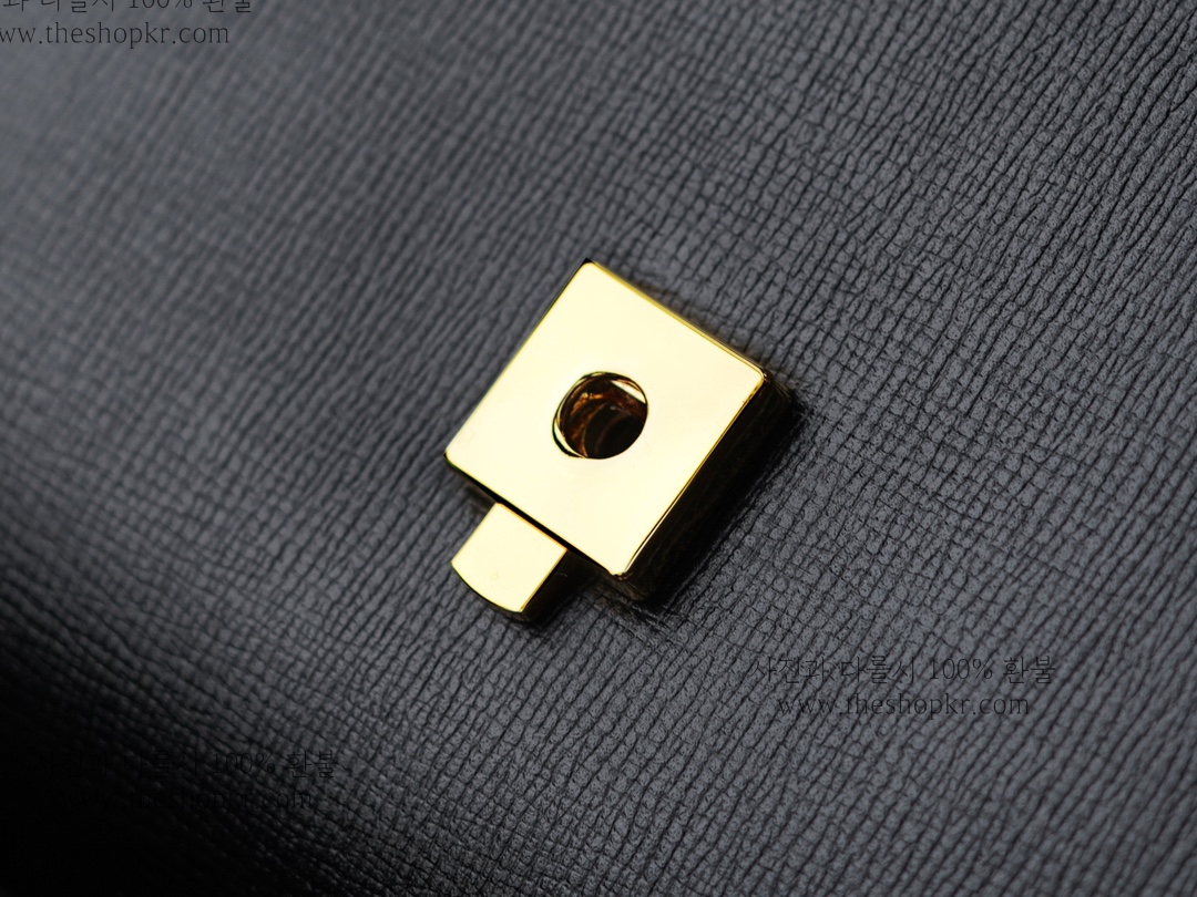 d148ec7adeb7ea0f45b69504fdad4cae_1731488290_7088.jpg